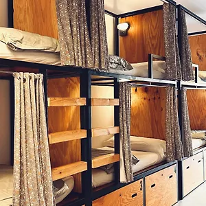 https://surfing-etxea.sansebastianhotels.net